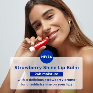 Nivea Lip Fruity Strawberry shine